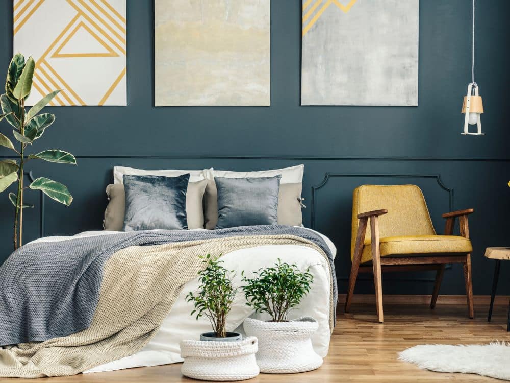 Incorporate Vintage Finds